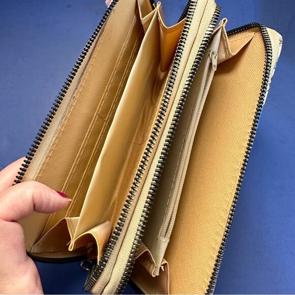 Paris Vegan Leather Wallet Eiffel Tower Butterfly Wrist Strap Wristlet Bling - Picture 4 of 10